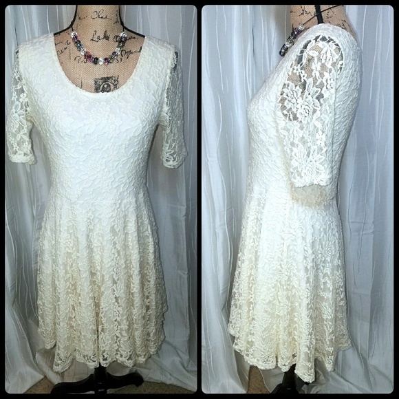 delias Dresses & Skirts - Delia's Ivory Lace Dress